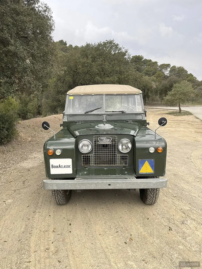 1963 Land Rover Santana S2a in Barcelona 2