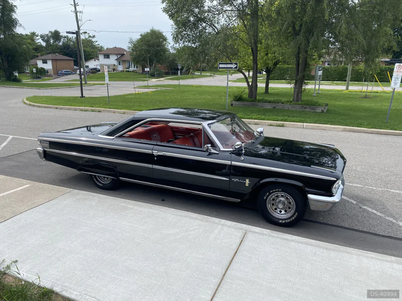 1963 Ford Galaxie in Whitby