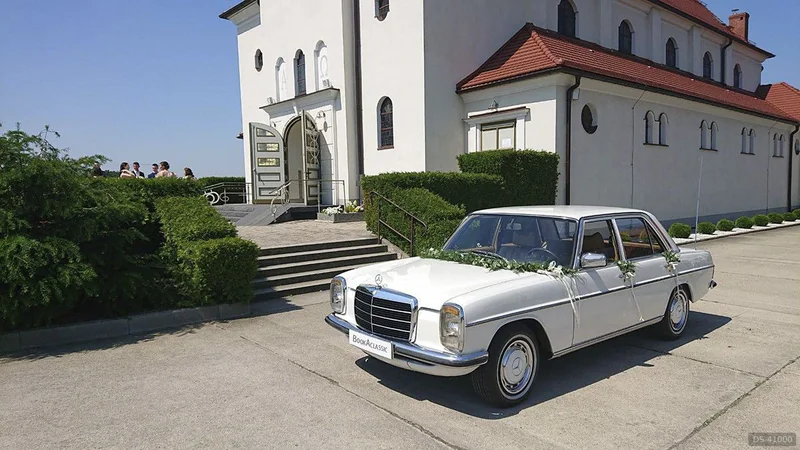 1974 Mercedes-Benz W114 in Kluczbork 6