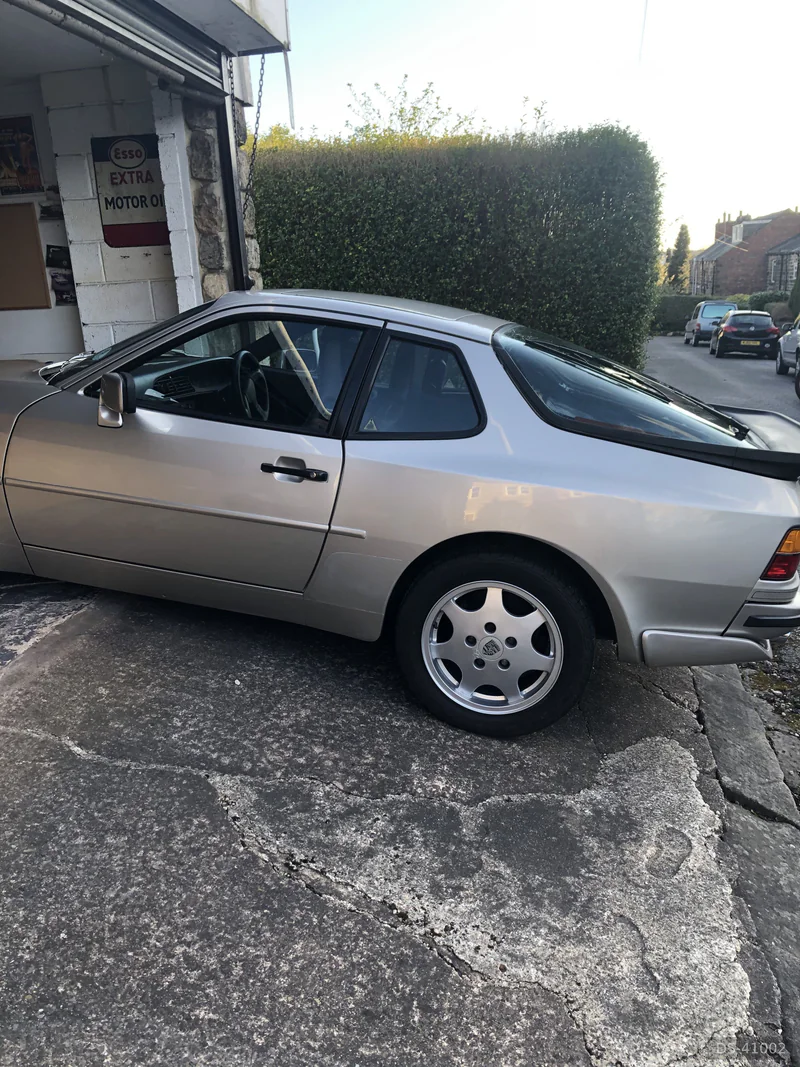 1989 Porsche 944 in Sheffield 3