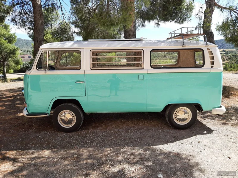 1970 Volkswagen T2 A in Teruel 2