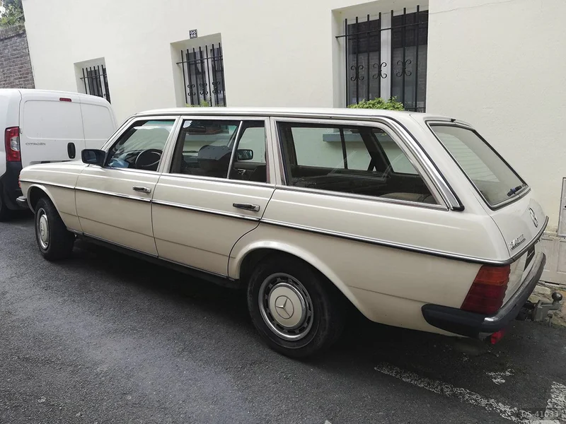1984 Mercedes-Benz 240td in Orbec 2