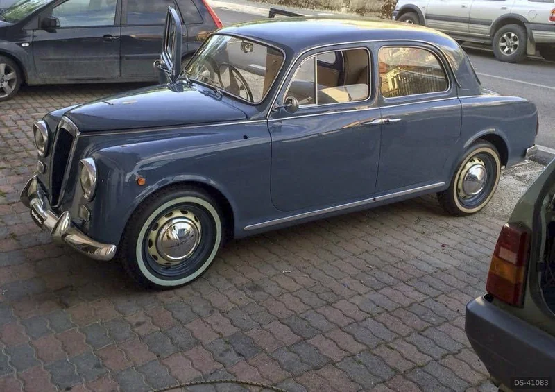 1958 Lancia Appia in Genova 6