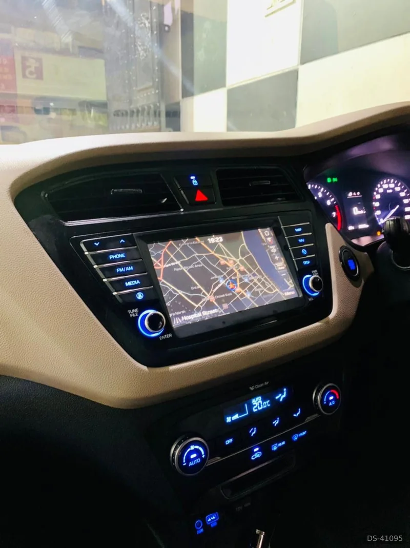 2017 Hyundai I20 in Kolkata 10