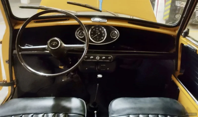 1969 Innocenti Miniminor Mk2 in Roma 4