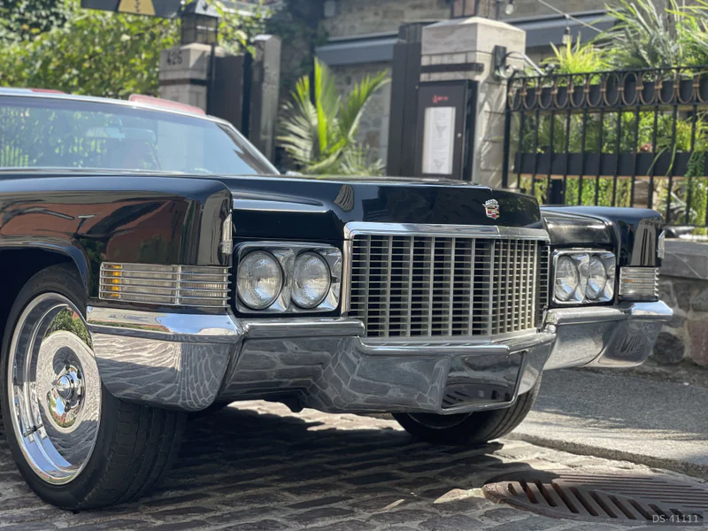 1970 Cadillac Deville in Montreal 2
