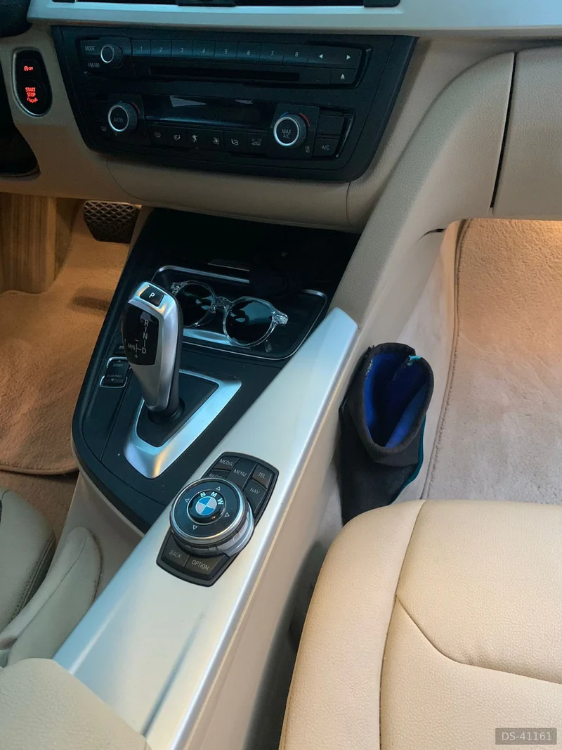 2014 BMW 320 I Activeflex in Rio De Janeiro 4