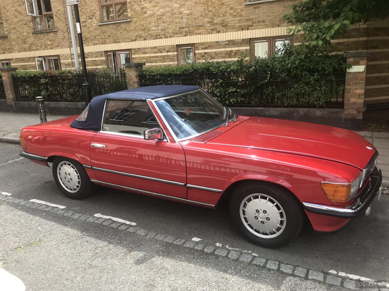 1978 Mercedes-Benz 350SL in London 2
