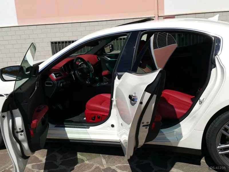 2015 Maserati Ghibli in Salerno 4
