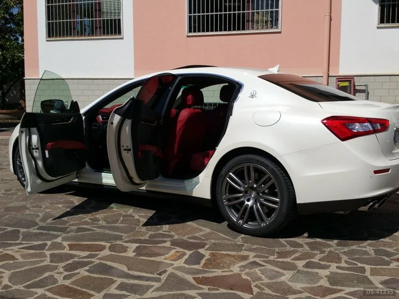 2015 Maserati Ghibli in Salerno 8