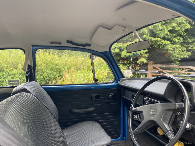 1972 Volkswagen Beetle in Ash 4