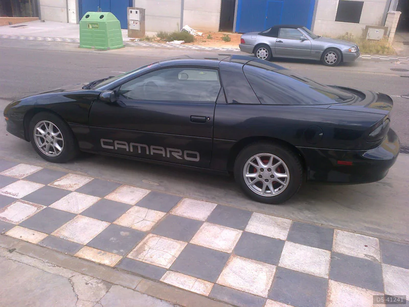 1993 Chevrolet Camaro in Cuenca [16003] 2