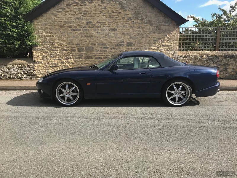 2000 Jaguar XKR in Bicester 2