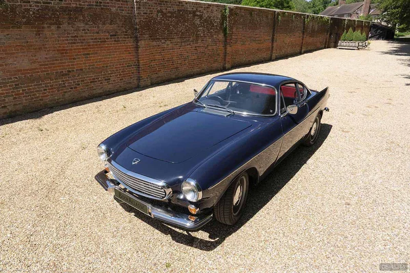 1967 Volvo 1800s in Beaconsfield 2