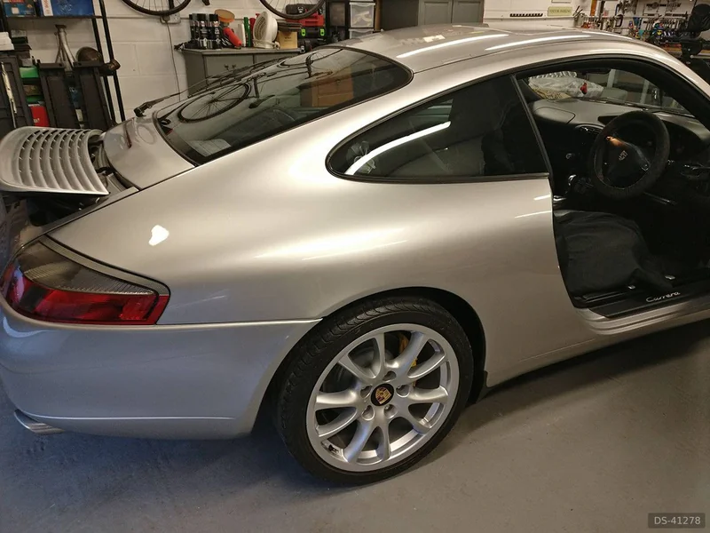2000 Porsche 911 Carrera in Rayleigh 7