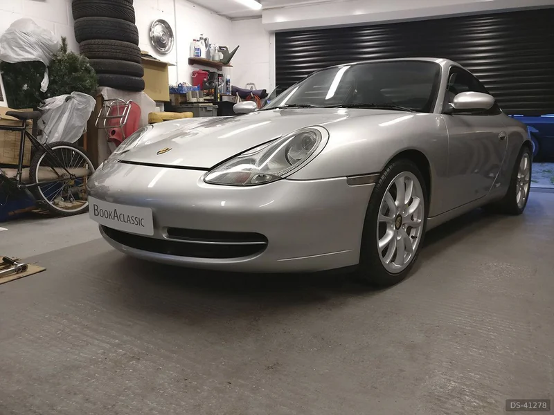 2000 Porsche 911 Carrera in Rayleigh 8