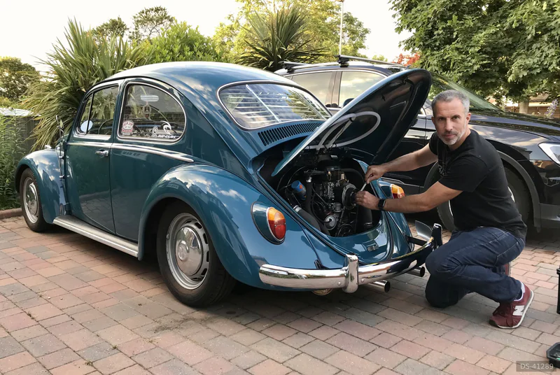1965 Volkswagen Beetle in East Molesey 9