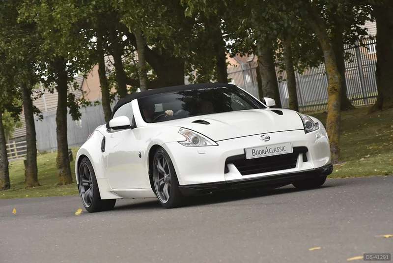 2010 Nissan 370z Roadster in Rushden 1