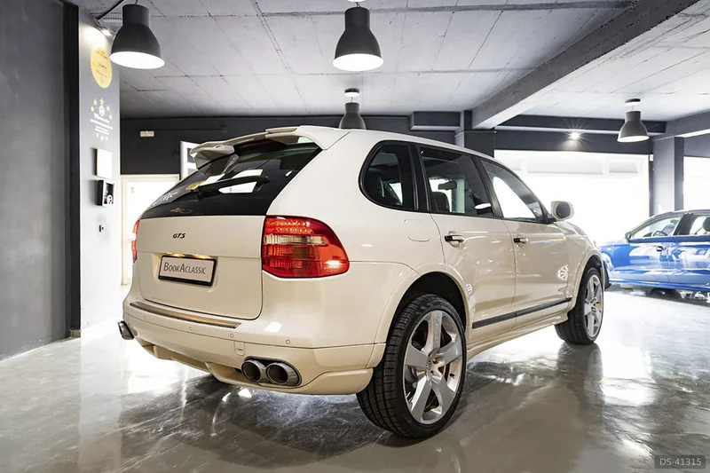 2010 Porsche Cayenne