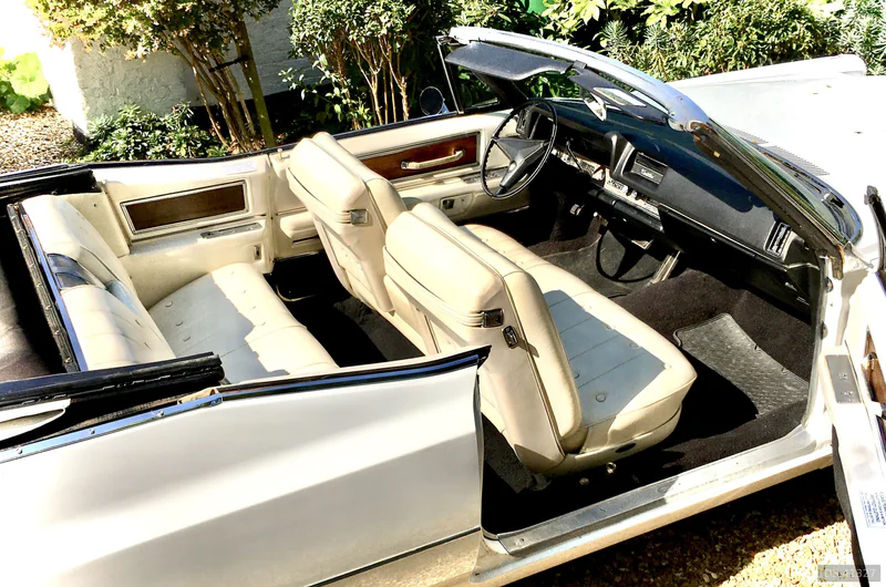 1968 Cadillac De Ville Convertible in Cambridge 4