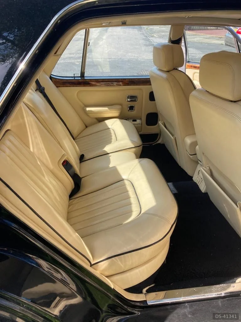 1993 Rolls-Royce Silver Spirit in Thornton-Cleveleys 3