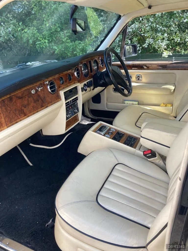 1993 Rolls-Royce Silver Spirit in Thornton-Cleveleys 4
