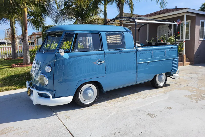 1962 Volkswagen Transporter in Los Angeles 2