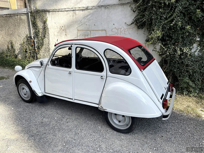 1984 Citroen 2cv in Paderno Dugnano 4
