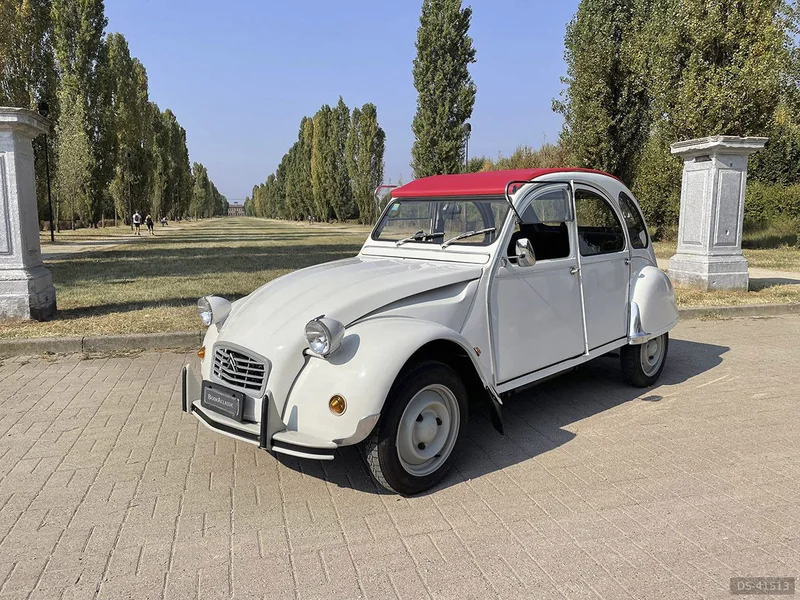1984 Citroen 2cv in Paderno Dugnano