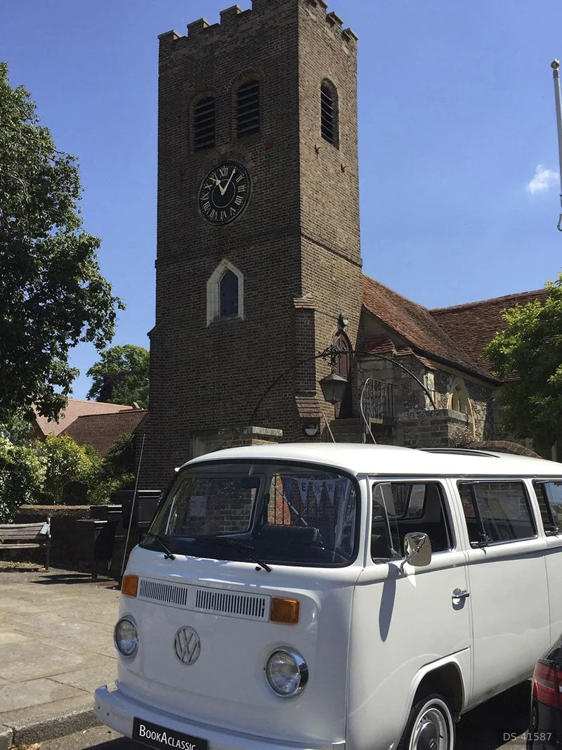 1972 Volkswagen Microbus Deluxe