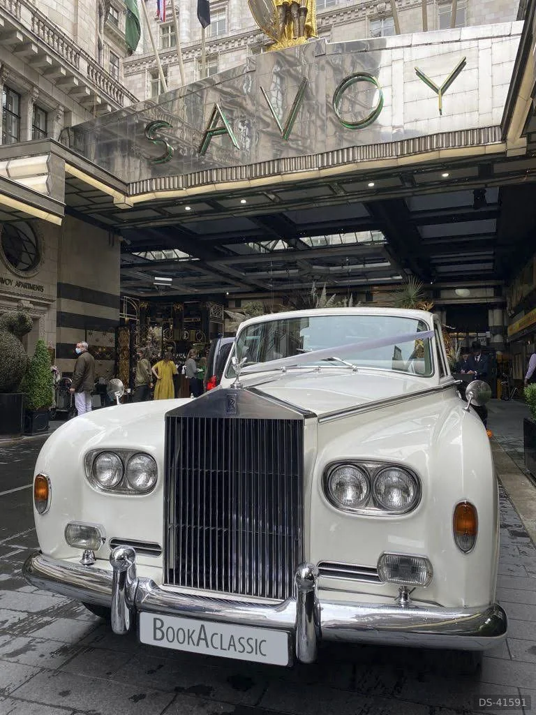 1976 Rolls-Royce Phantom 6 Landaulette in Buckinghamshire 3