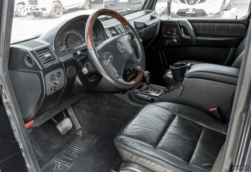 2002 Mercedes-Benz G500 in West Vancouver 5
