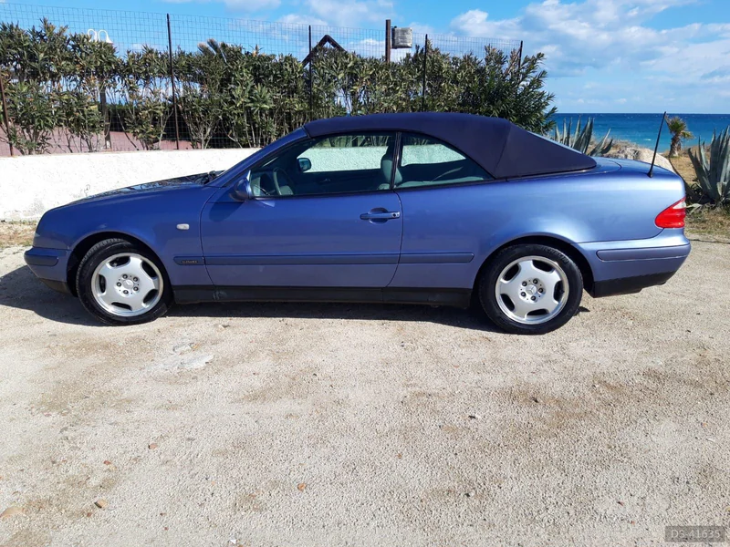 1999 Mercedes-Benz Clk 200 Kompressor Chiusa Trasformabile 2 Porte in Camini