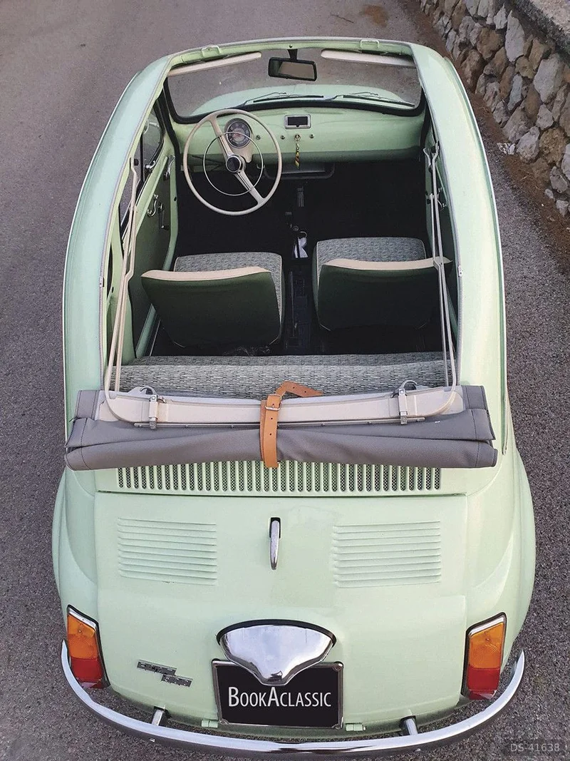 1974 Fiat 500 in Sorrento 2