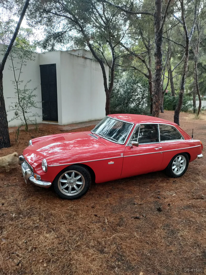 1971 MG B Gt Coupé in Barcelona 4