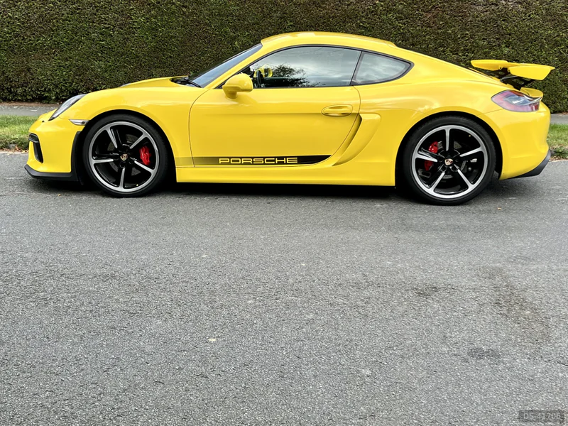 2014 Porsche Cayman Gt4 in Gerrards Cross 6