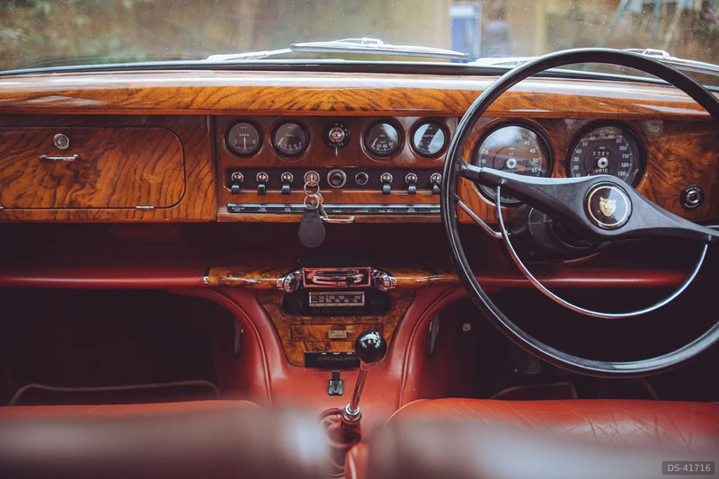 1965 Jaguar S-type in Oxted 4