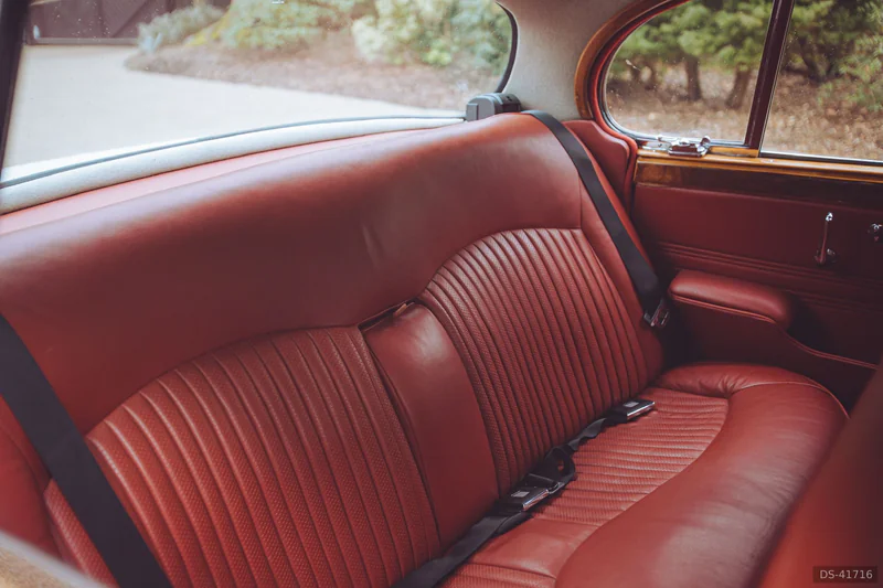 1965 Jaguar S-type in Oxted 5