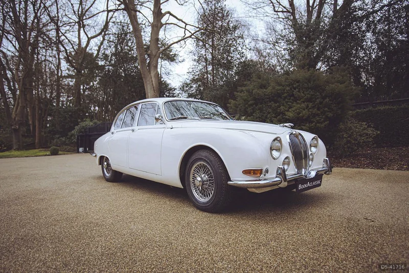 1965 Jaguar S-type in Oxted 3
