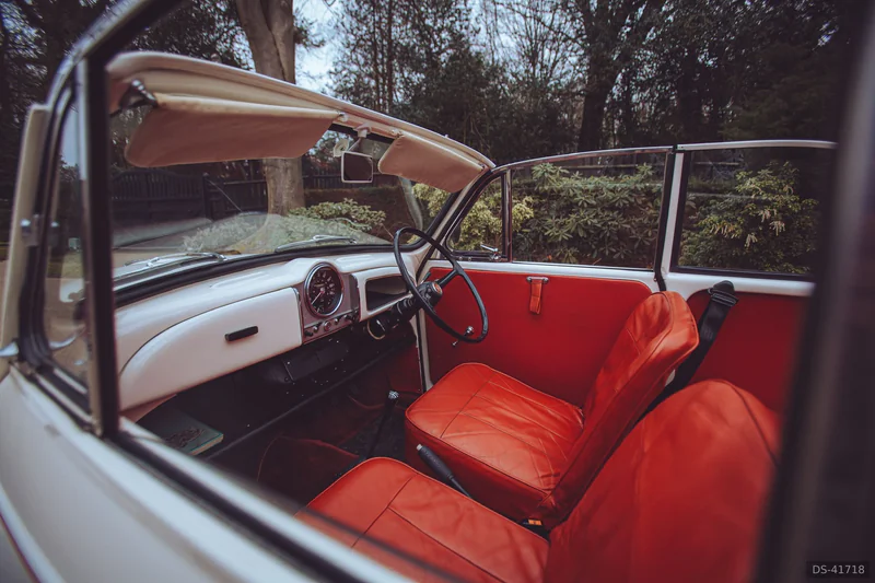 1970 Morris Minor in Oxted 2
