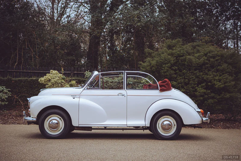 1970 Morris Minor in Oxted 4