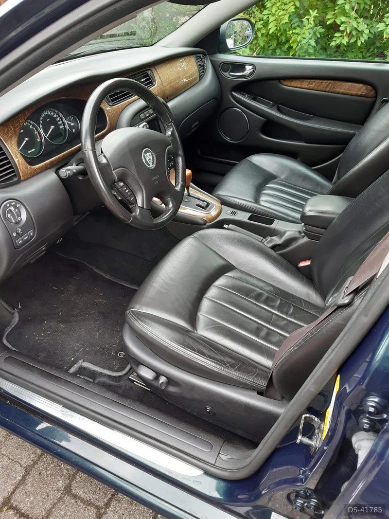 2001 Jaguar X Type in Silkeborg 3