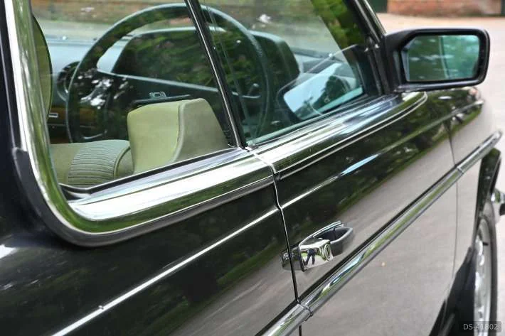 1985 Mercedes-Benz 280ce in London 5