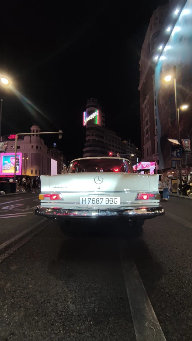 1967 Mercedes-Benz 200 Colas in Madrid 6