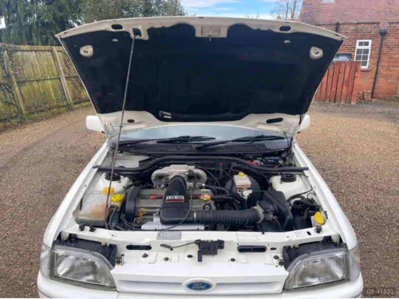 1992 Ford Escort in Seaham 3