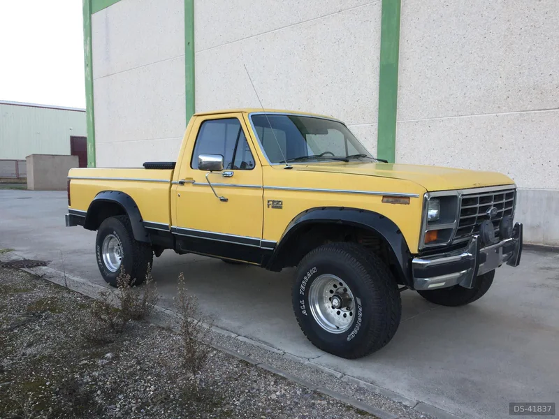 1984 Ford F150 in Ourense