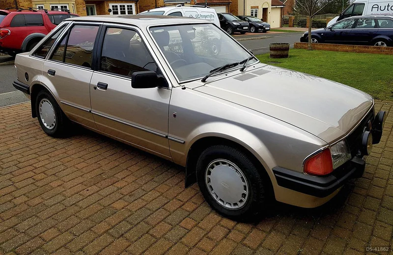 1984 Ford Escort 1.6 Ghia Auto in Seaham 5