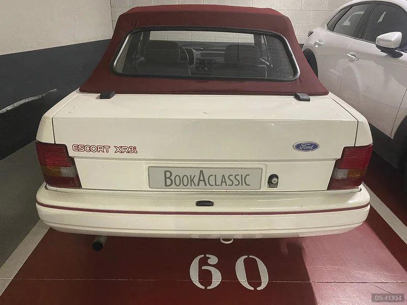 1988 Ford Escort XR3i in Tres Cantos 3