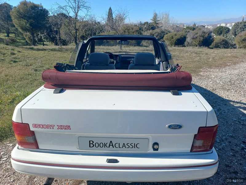 1988 Ford Escort XR3i in Tres Cantos 4