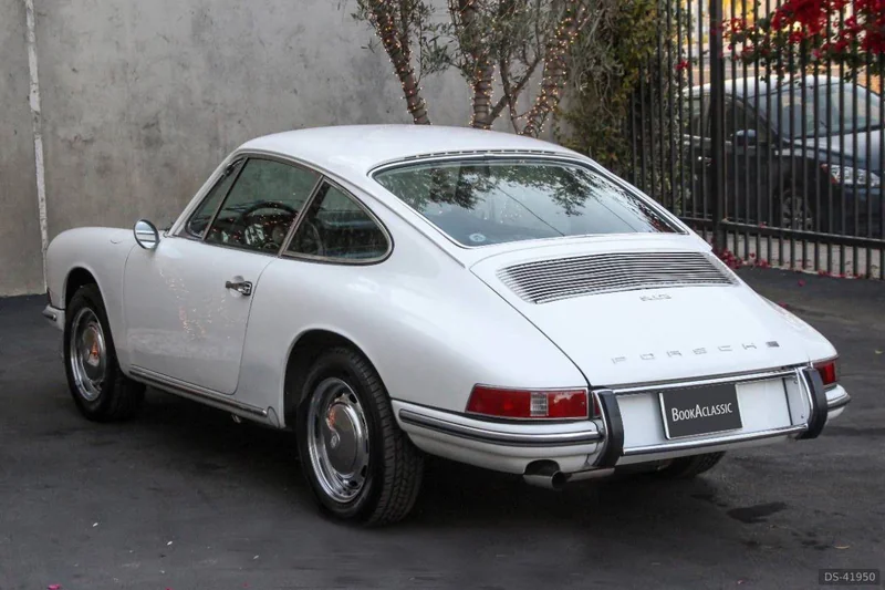 1968 Porsche 912 in London 3